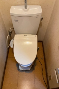 大阪市福島区　Ａ邸　トイレ内装工事（便器再利用）
