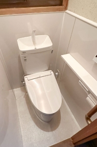 大東市　Ｔ邸　トイレ取替・トイレ内装工事