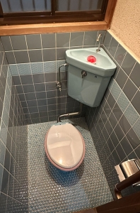 大東市　Ｔ邸　トイレ取替・トイレ内装工事