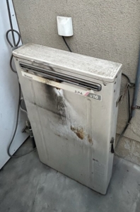 四条畷市　H邸　ふろ給湯器取替ビフォー