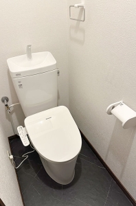 大東市　Ｙ邸　トイレ取替内装工事