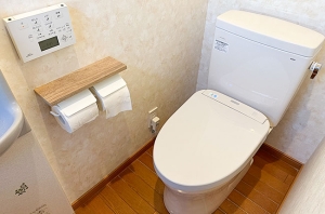 四条畷市　S邸　トイレ取替（便座再利用）
