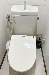 大東市　S邸　温水洗浄便座取替工事
